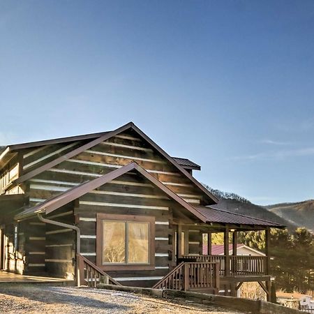 The Cabin At Marys Place With Deck And Mtn Views! Villa Maggie Valley Eksteriør bilde