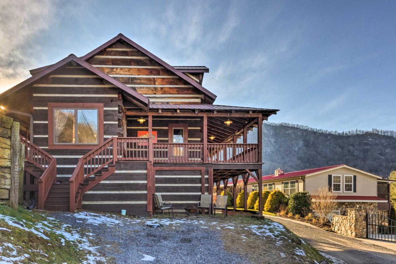 The Cabin At Marys Place With Deck And Mtn Views! Villa Maggie Valley Eksteriør bilde
