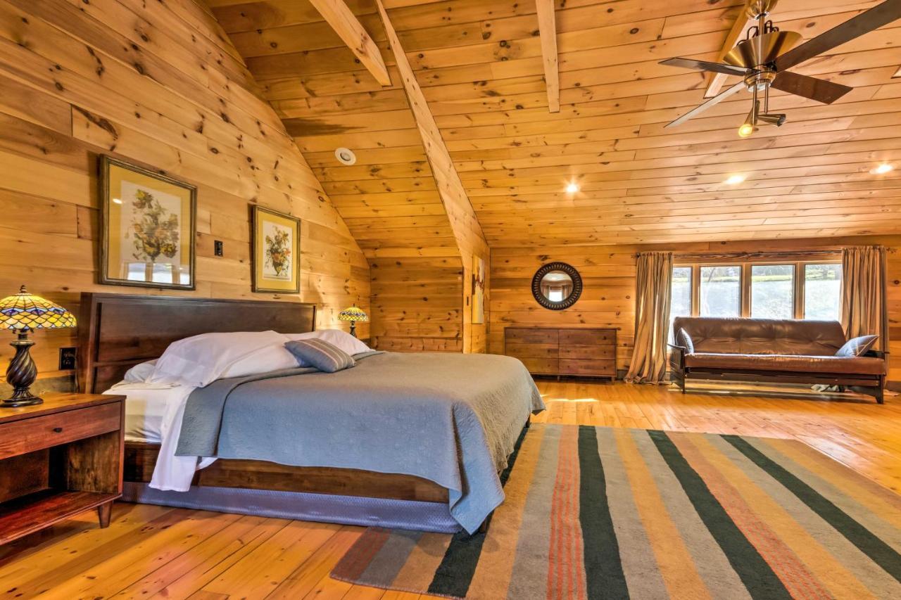 The Cabin At Marys Place With Deck And Mtn Views! Villa Maggie Valley Eksteriør bilde